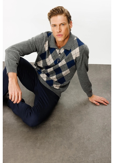 Desen Triko Erkek Polo Yaka Önü Baklava Desenli Yün Kazak 24513 Füme Füme