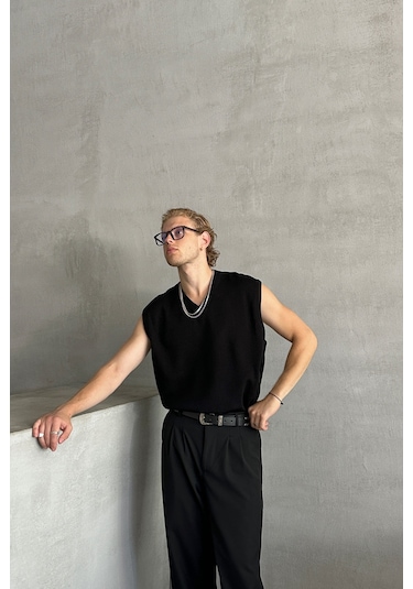 Erkek V Yaka Oversize Süveter Siyah