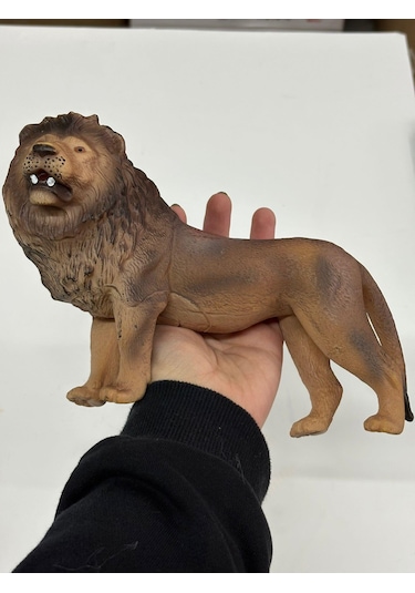 Plastik Oyuncak Büyük Boy Hayvan Aslan 17 Cm