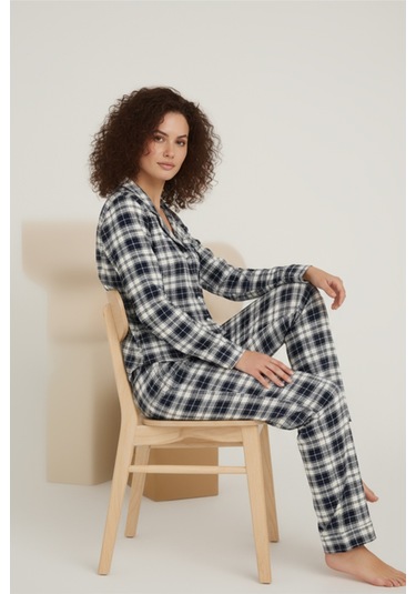 Luxury Viscose Lacivert Ekose Desenli Kadın Uzun Kollu Pijama Takımı 42576 Gümüş