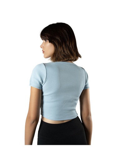 Açık Mavi Havuz Yaka Fitted/vücuda Oturan Kısa Kol Crop Tişört Açık Mavi