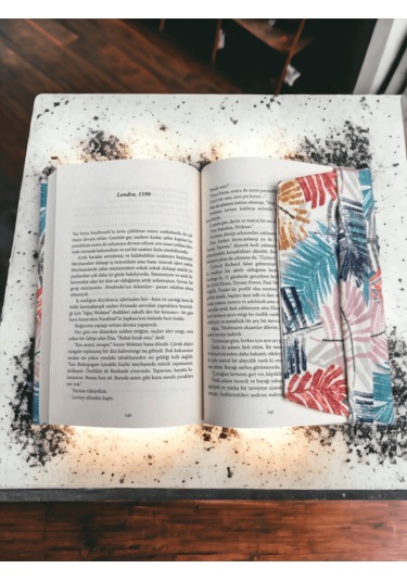 Yaprak Desenli - Ayarlanabilir Kitap Kılıfı - Su Geçirmez Kumaş