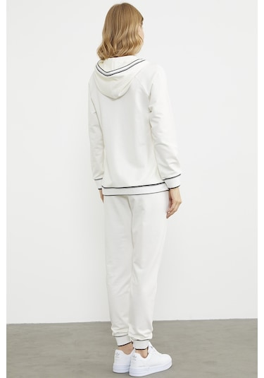 Nakış Detaylı Jogger Eşofman Takım - Ekru 001