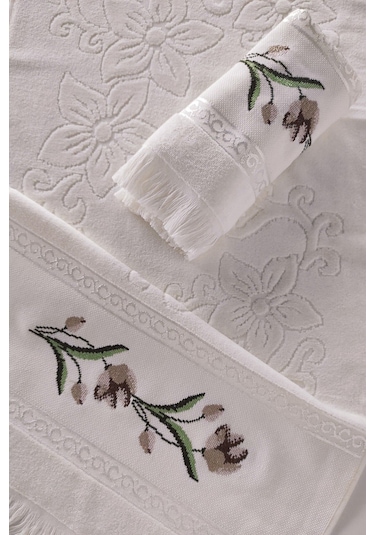 Kanaviçe Nakışlı Güllü Kadife El Yüz Havlusu - 50x90 Cm- Krem Krem Krem
