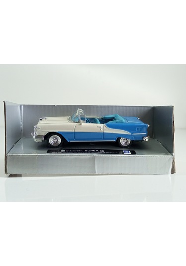 Dianomi 1:43 Oldsmobile Süper 88 Cabriolet