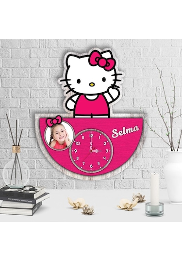 Kişiye Özel Hello Kitty Tasarımlı Dekoratif Ahşap Duvar Saati Çok Renkli
