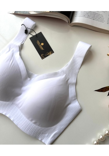 Carla Balensiz Dikişsiz Push-up Invisible Ice-silk Görünmez Süt Beyaz