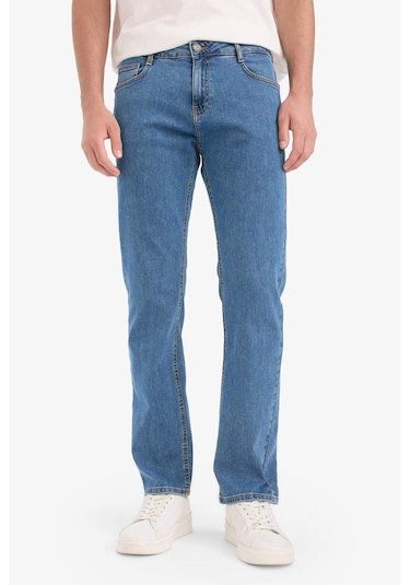 Defacto Sergio Regular Fit Normal Kalıp Normal Bel Boru Paça Jean Pantolon E7277ax25smnm28 Mavi Defacto Sergio Regular Fit Normal Kalıp Normal Bel Boru Paça Jean Pantolon E7277ax25smnm28 Mavi