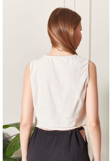 Şık Farklı Tarz Asi Keten Bluz - Modern Ve Cesur Tasarım Beyaz