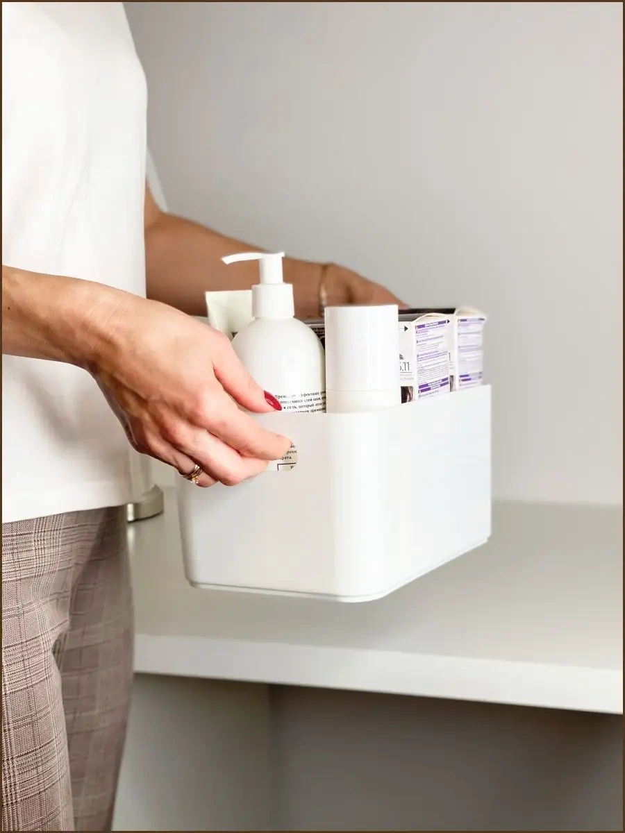 Berossı Beyaz Ve 2,4 Litrelik Depolama Sepeti Ve Düzenleyici Joy 132589003 Beyaz