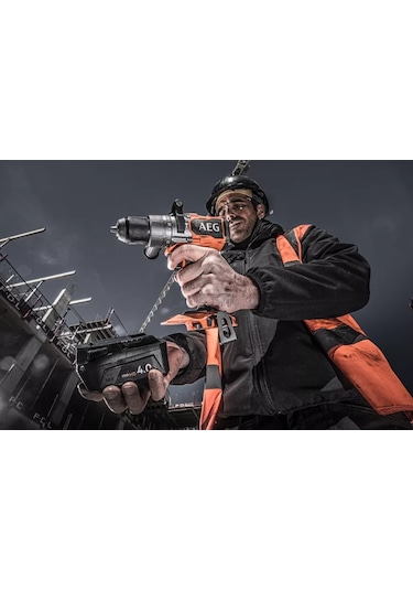 AEG BSB 18C3BL-502C Kömürsüz 5ah Çift Akülü Darbeli Matkap - T4935478939