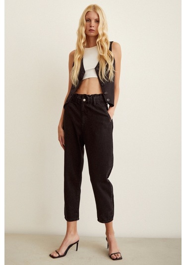 Never More Beli Lastikli Mom Jean Siyah