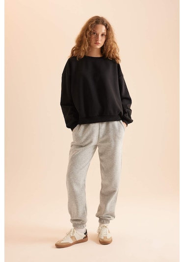 DeFacto Coool Oversize Geniş Kalıp Bisiklet Yaka Basic Düz Kalın Kumaş İçi Yumuşak Tüylü Sweatshirt D9022AXNSBK81 Siyah