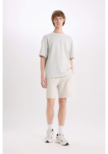 DeFacto %100 Pamuk Slim Fit Dar Kesim Dar Paça Cepli Basic Düz Şort B8673AX25SMGR437