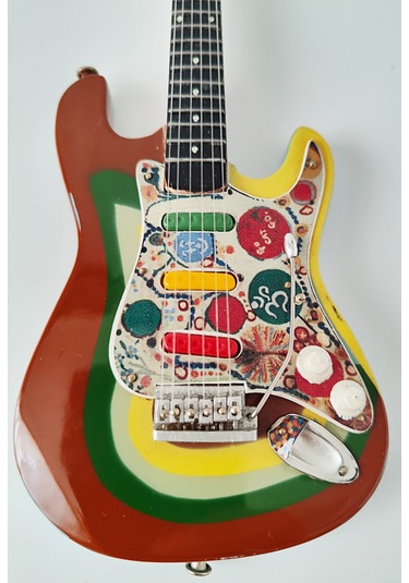 El Yapımı 1/4 Ölçek Minyatür Elektro Gitar Stratocaster Rocky Brw