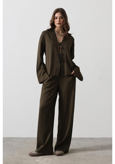Ge Ticaret Önden Biyeli Bluz Ve Pantolon Takım - Haki Haki