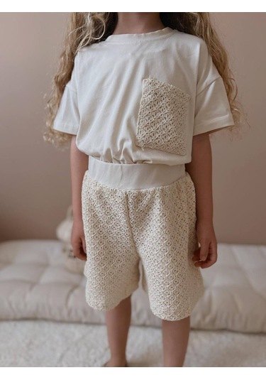 Kız Çocuk Krem Dantelli Şortlu Takım Krem