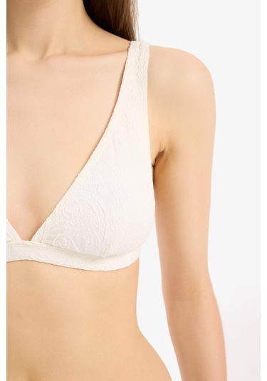 Defacto Regular Fit Brode Bikini Üstü-fall İn Love E3897ax25smwt16 Beyaz Defacto Regular Fit Brode Bikini Üstü-fall İn Love E3897ax25smwt16 Beyaz
