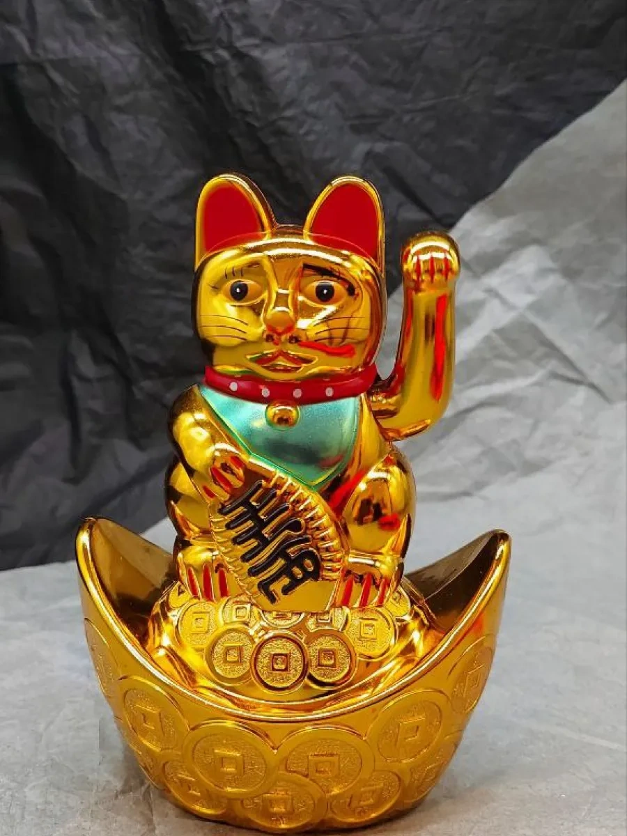 Basket Pil İle Çalışan, Masaüstü İçin Anti-stres Maneki-neko Sallanan Oyuncak. 170483650