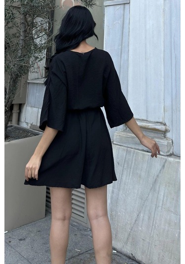 Siyah Yaka Detaylı Kloş Elbise Siyah