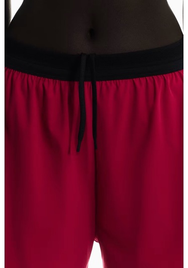 On 3" Performance 2/1 Shorts Hafif Iç Taytlı Hızlı Kuruyan Kadın Koşu Şortu Kırmızı