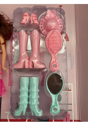 Çizmeli Aksesuarlı Elbiseli Model Bebek 25 Cm