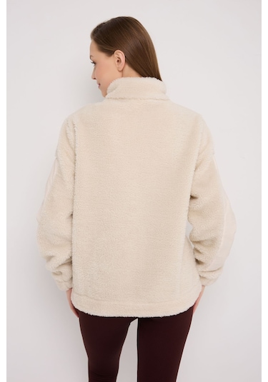 Kadın Ekru Peluş Rüzgar Geçirmez Welsoft Çift Cepli Kışlık Mont Ekru