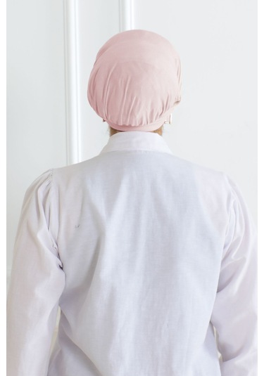 Kadın Tesettür Geniş Hacimli Pratik Ense Ve Çene Altından Geçmeli Kaymayan Çeneli Bone Pudra Pudra