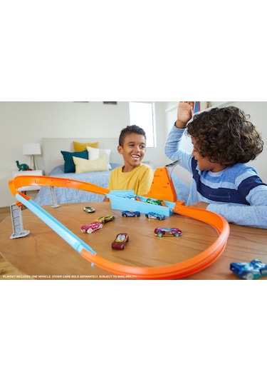 Armağan Oyuncak Hot Wheels Şampiyonluk Parkuru Yarış Seti GJM75