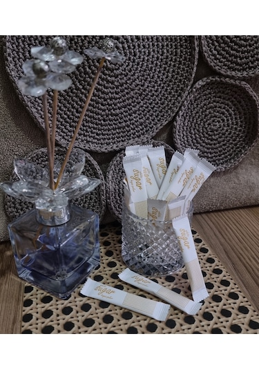 Self Stick Şeker Altın Yaldız Sugar Logolu Net:3 Kg. 3 Gr.e X 1000 Ad.e Tekli