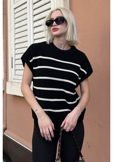 Madmext Siyah Çizgili Triko Süveter Mg2159