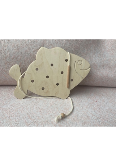 Montessori Beceri Temelli İpli Pullu Ahşap Balık
