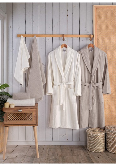 Newhome Alfa 6 Parça Kutulu %100 Pamuk Lüx Aile Bornoz Seti Kapiçino-krem Karışık