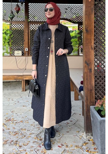 Rabia Şamlı Kapitone Kap Siyah Çok Renkli
