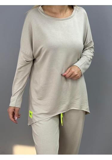 Leyla Sanat Sanata Yeni Bir Bakış Açısı Kadın Iki Iplik Viskon Pamuk Kumaş Arma Detaylı Ikili Takım Bej