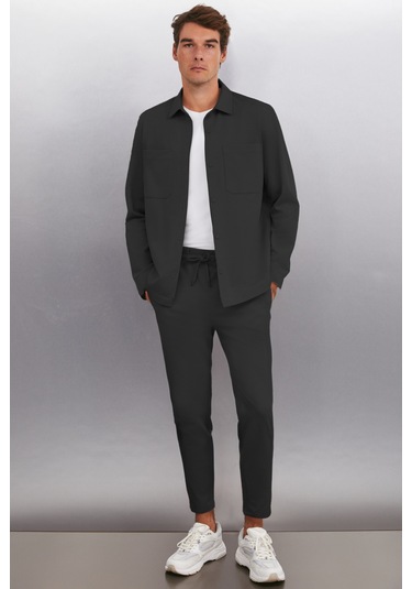 DERIAN Erkek Comfort Fit 2 Cepli Çıt Çıt Düğmeli Siyah Gömlek