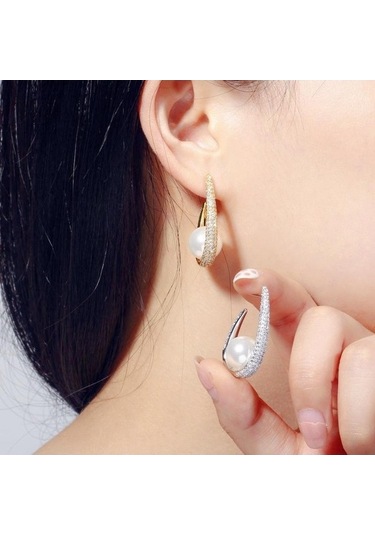 Novahub Altın Rengi Beyaz Kübik Zirkonya U Şekli Küpe Beyaz Kadın Küpe Beyaz