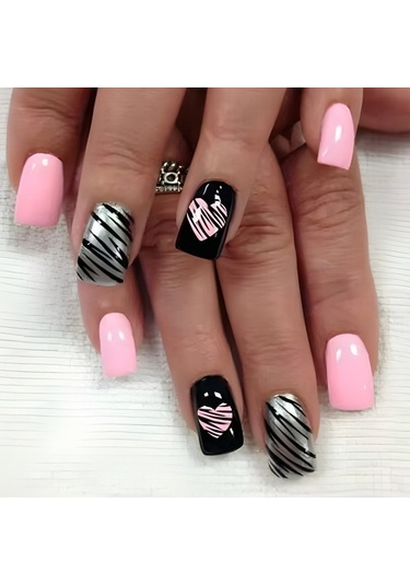 Kısa Günlük Bahar Manikürü Aşk Kontrast Renk Tırnak Siyah Pudra Çizgisi Tatlı Serin Parlak Takma Tırnak 24 Parça Dahil Araçlar Ys518