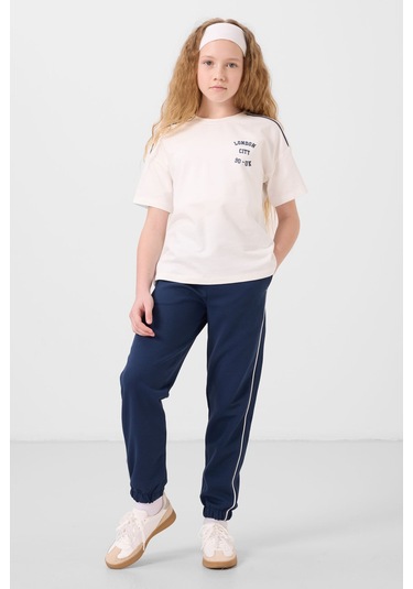 Ekru-parlament O Yaka Baskılı Lastik Paçalı Standart Fit Kız Çocuk Eşofman Takım - 75186 Ekru/parlament Ekru - Parlament Mavi