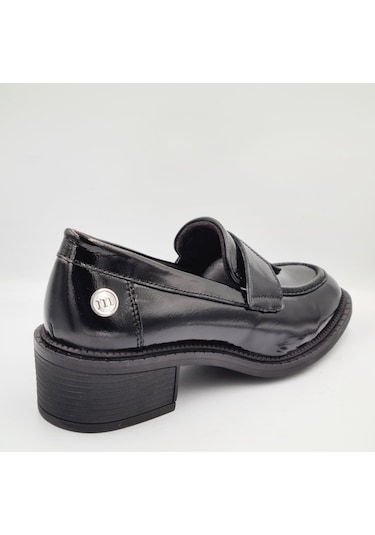 Mammamia D25ka-7210 Siyah Rugan Hakiki Deri Kalın Topuklu 4cm Kadın Casual Klasik Ayakkabı Siyah Rugan