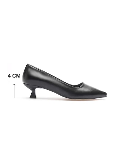Trendella Siyah Kadın Günlük Kısa Topuklu Stiletto Ayakkabı Tr20ms03a