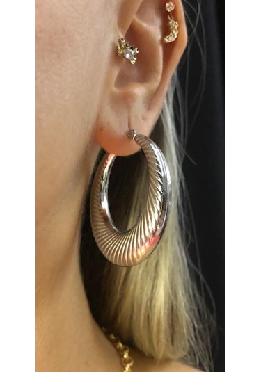 Vog Altın Tasarım Yuvarlak Çizgi Desen Sevgiliye,eşe,anneye,arkadaşa Hediye Çelik Küpe Beyaz