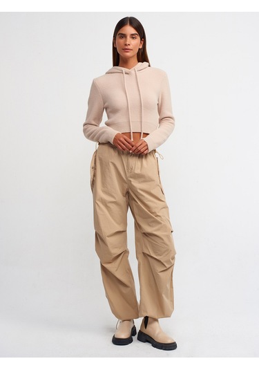 Dilvin Yumuşak Dokulu Kapşonlu Crop Kazak Bej