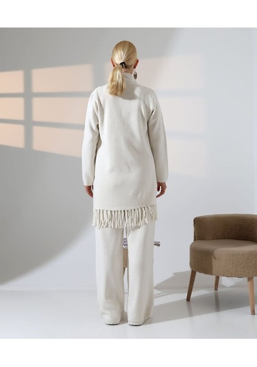 Bohem Şıklık Püskül Detaylı Üçlü Triko Takım Taş