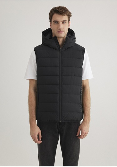 Mavi - Mavi Jeans Detaylı Kapüşonlu Siyah Yelek 0110554-900 Siyah