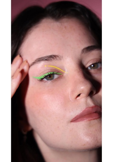 Mov Likit Eyeliner Yeşil 3,5 G Parlak Kalem, Suya & Tere Dayanıklı Yeşil