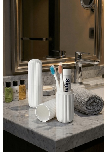 Beyaz - Seyahat Tipi Diş Fırçası, Makyaj Malzemesi Saklama Kabı, Çok Amaçlı Aksesuar Organizeri Beyaz