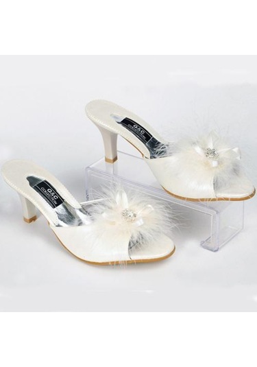 G&C Gelin Terliği Deri Tüylü Ve Taşlı 130