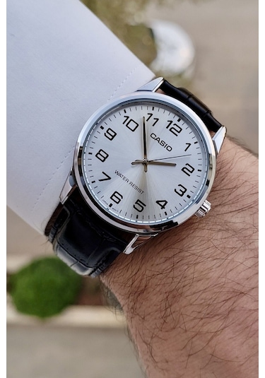 Casio Csıste178 Erkek Kol Saati