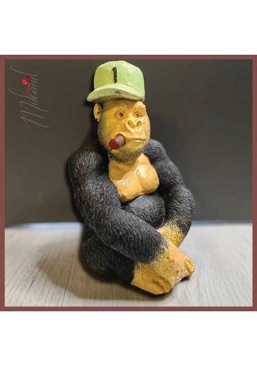 Benzersiz Şapkalı Goril Figürü El Yapımı Koleksiyonluk Biblo